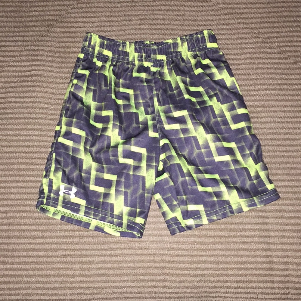 Under Armour shorts. 4t.
